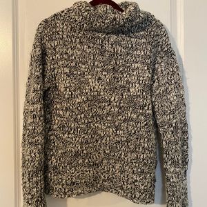 RW&Co chunky knit sweater